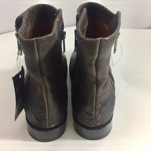 Frye ‘Addie’ boots FINAL PRICE - Picture 3 of 6